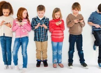 usar el móvil antes de acostarse