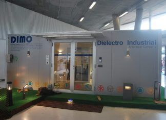 Dielectro industrial; es la compañía encargada que ha desarrollado la primera vivienda móvil domotizada llamada DIMO. Con la firme convicción; esta vivienda fue creada para mostrar lo mejor en cuanto avances de confort, gestión, y ahorro energético. Con la finalidad de apostar por el avance de las tecnologías en materia de viviendas, la empresa desea mostrar las ventajas de añadir las nuevas tecnologías en los espacios y edificaciones de forma progresiva.