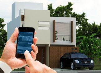 La Domótica; es conocida como el conjunto de técnicas y elementos que tienen en su interior novedosos sistemas de tecnología y seguridad en el hogar. Para usar la Domótica; primeramente debemos tener en cuenta qué es lo que estamos buscando y para qué lo necesitamos. En la actualidad; esta rama de la tecnología está experimentando una serie de cambios, con la adhesión de dispositivos conectados mediante Internet.