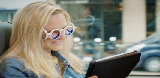 Estas gafas Seetroën evitan mareos cuando viajas en autos