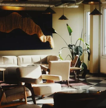 minimalismo cálido en el hogar